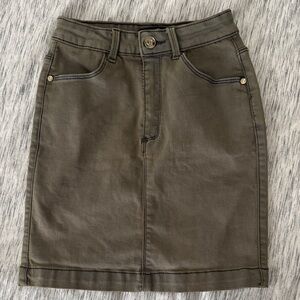 Missguided XS Olive Green Women's Stretch Skirt